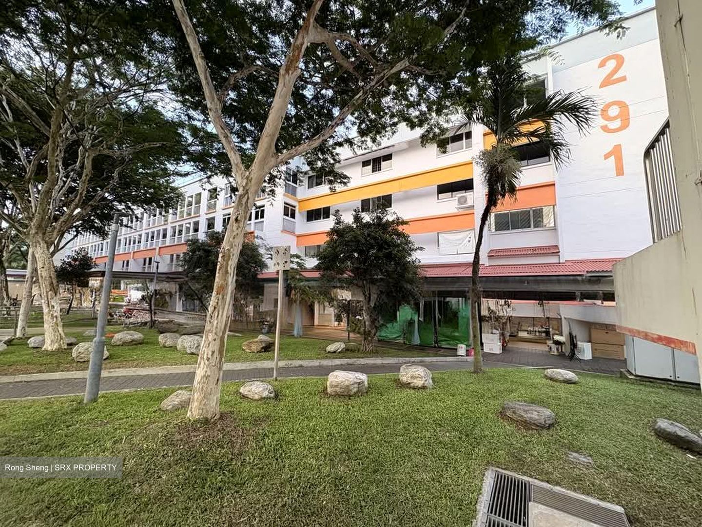 Yishun Street 22 (D27), Shop House #565576321